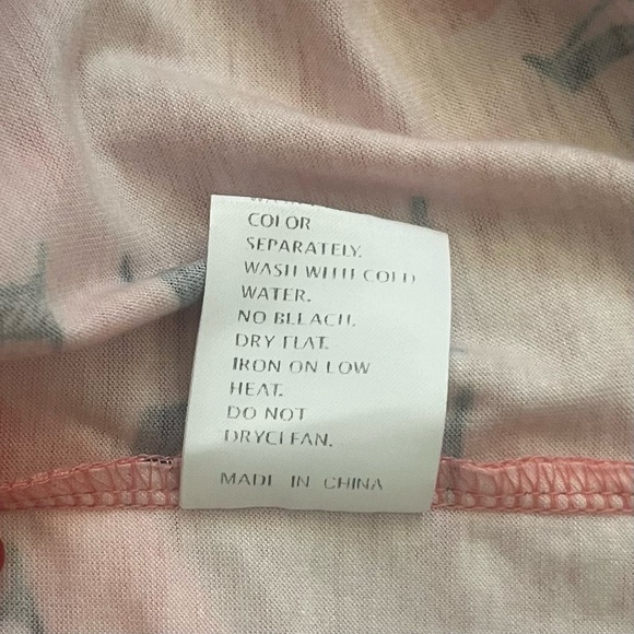 Baby Girl9- 12 Months Pink 'I Love My Mom' Baby Romper short sleeve snap closure - Picture 8 of 8